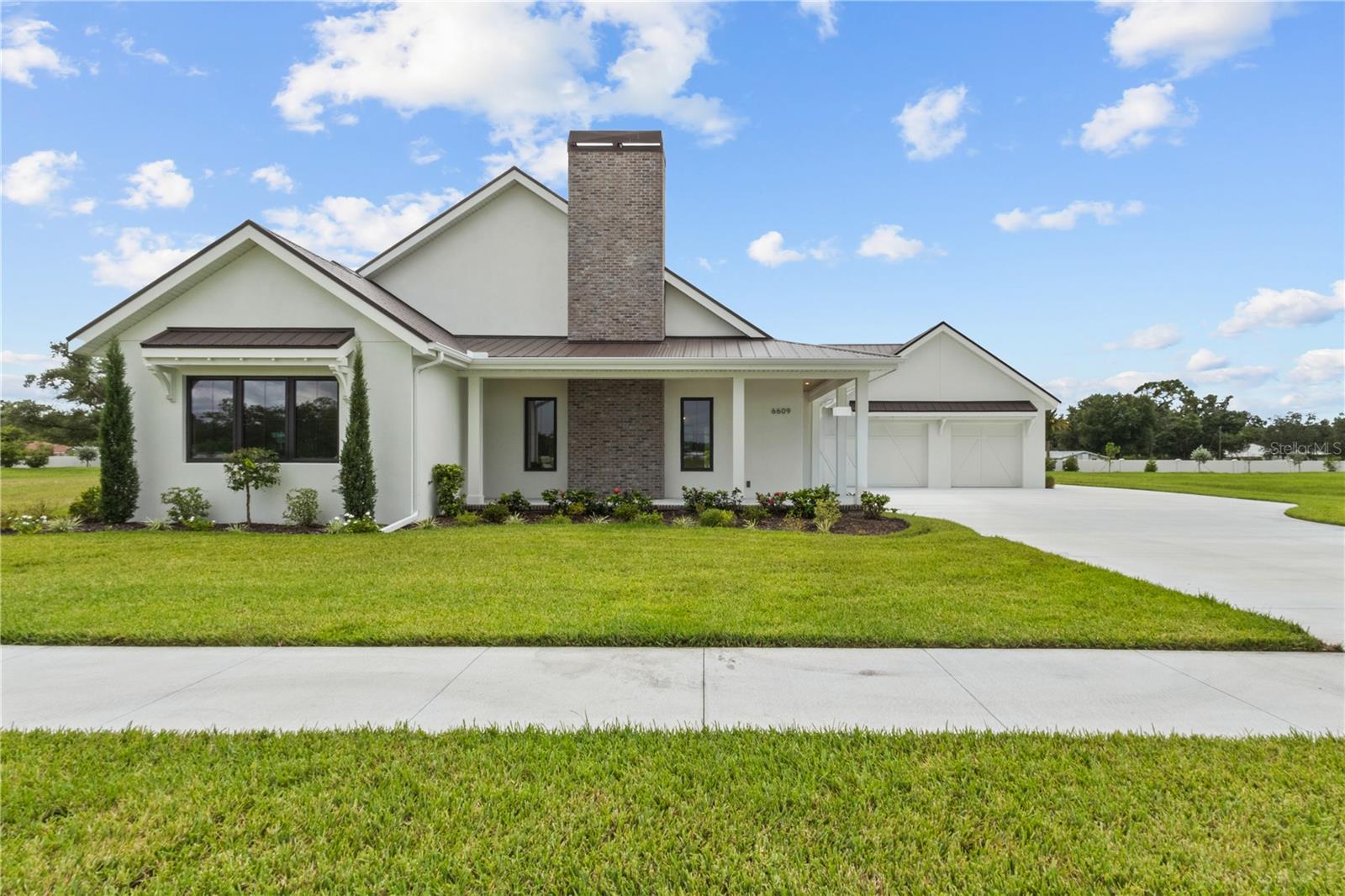 6609 Paladin, Sarasota, FL 34241