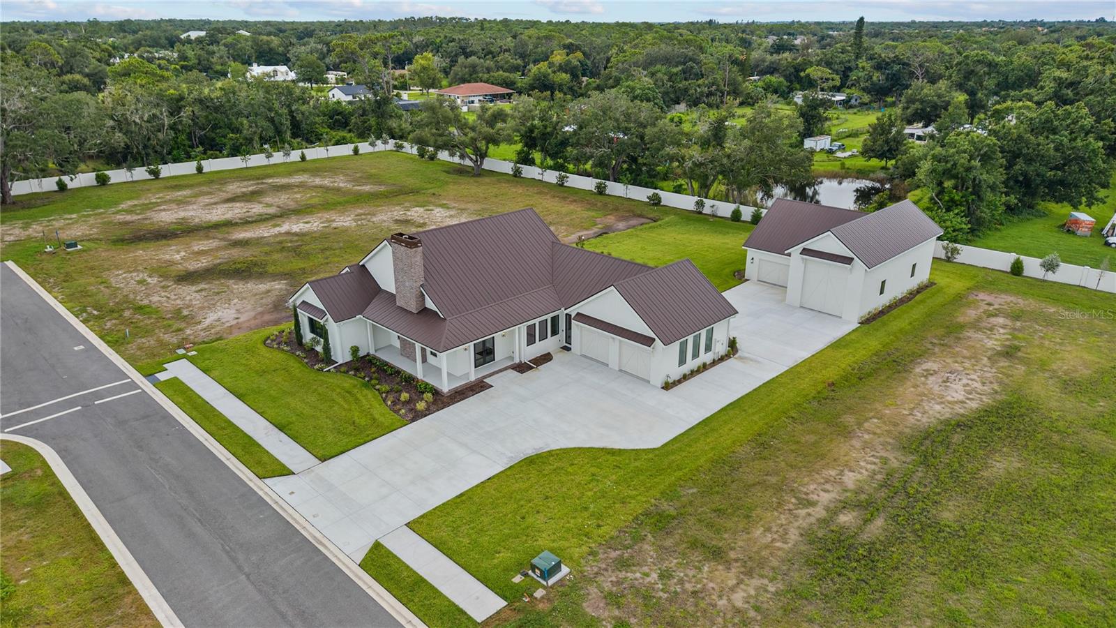 6609 Paladin, Sarasota, FL 34241