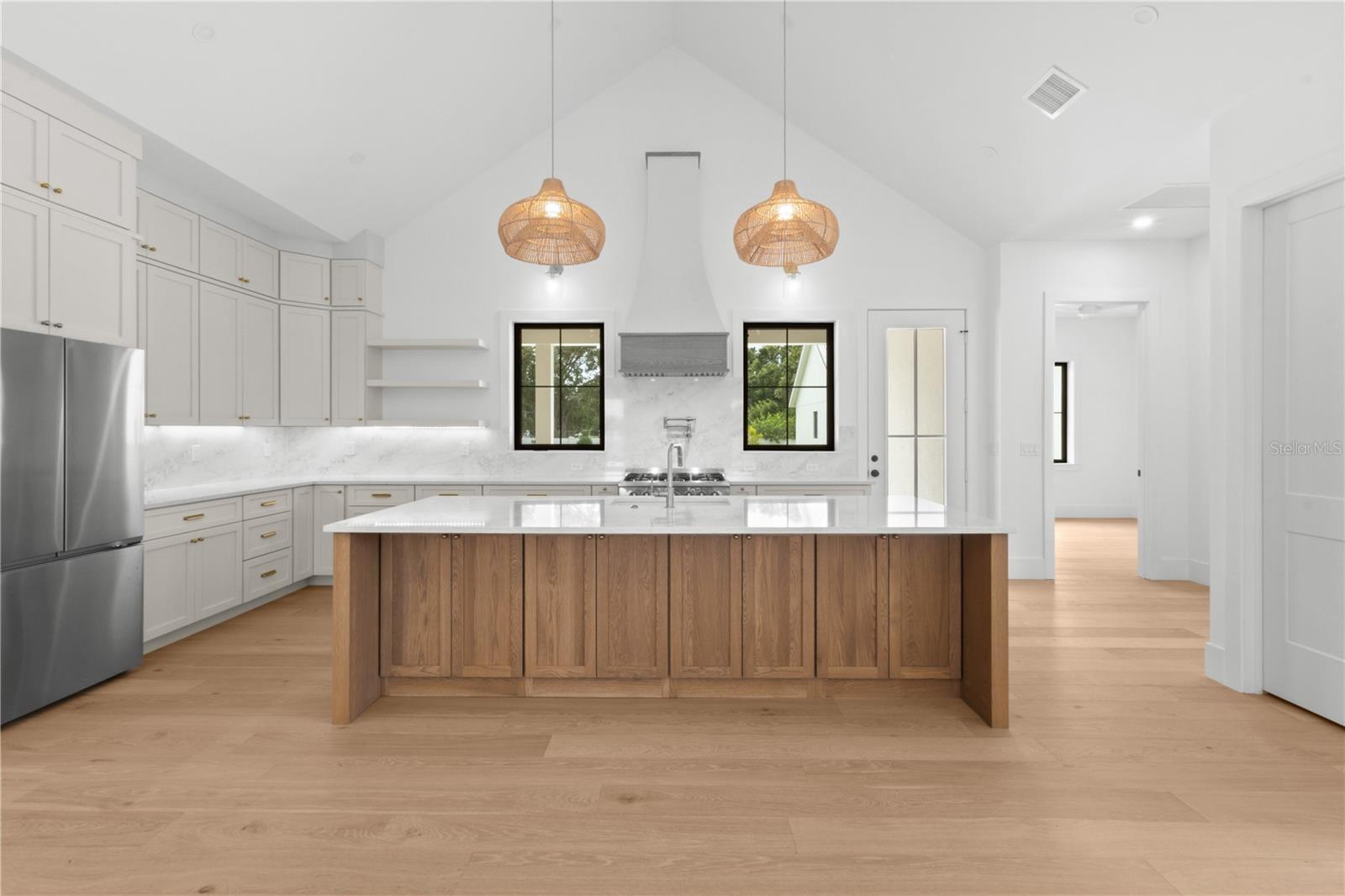 6609 Paladin, Sarasota, FL 34241