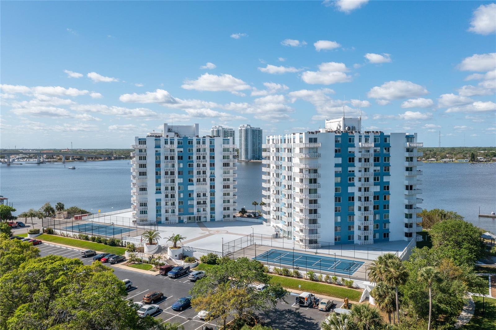 935 Halifax Unit 705, Daytona Beach, FL 32118