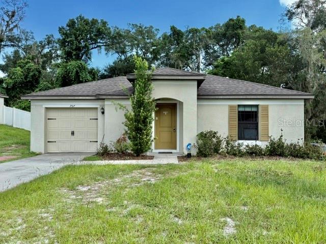 707 Chelsea, Deland, FL 32720
