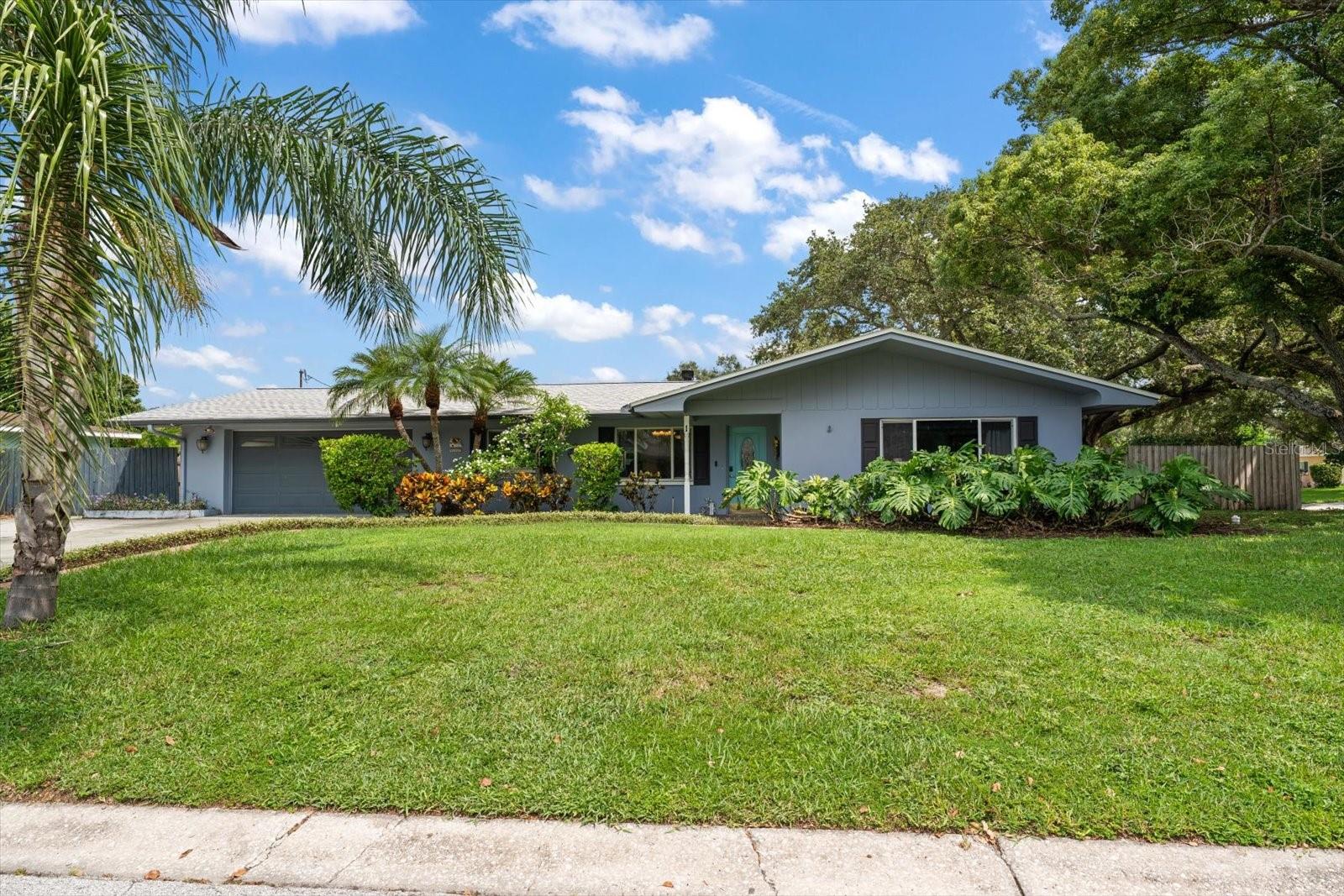 1 Maplewood, Clearwater, FL 33765