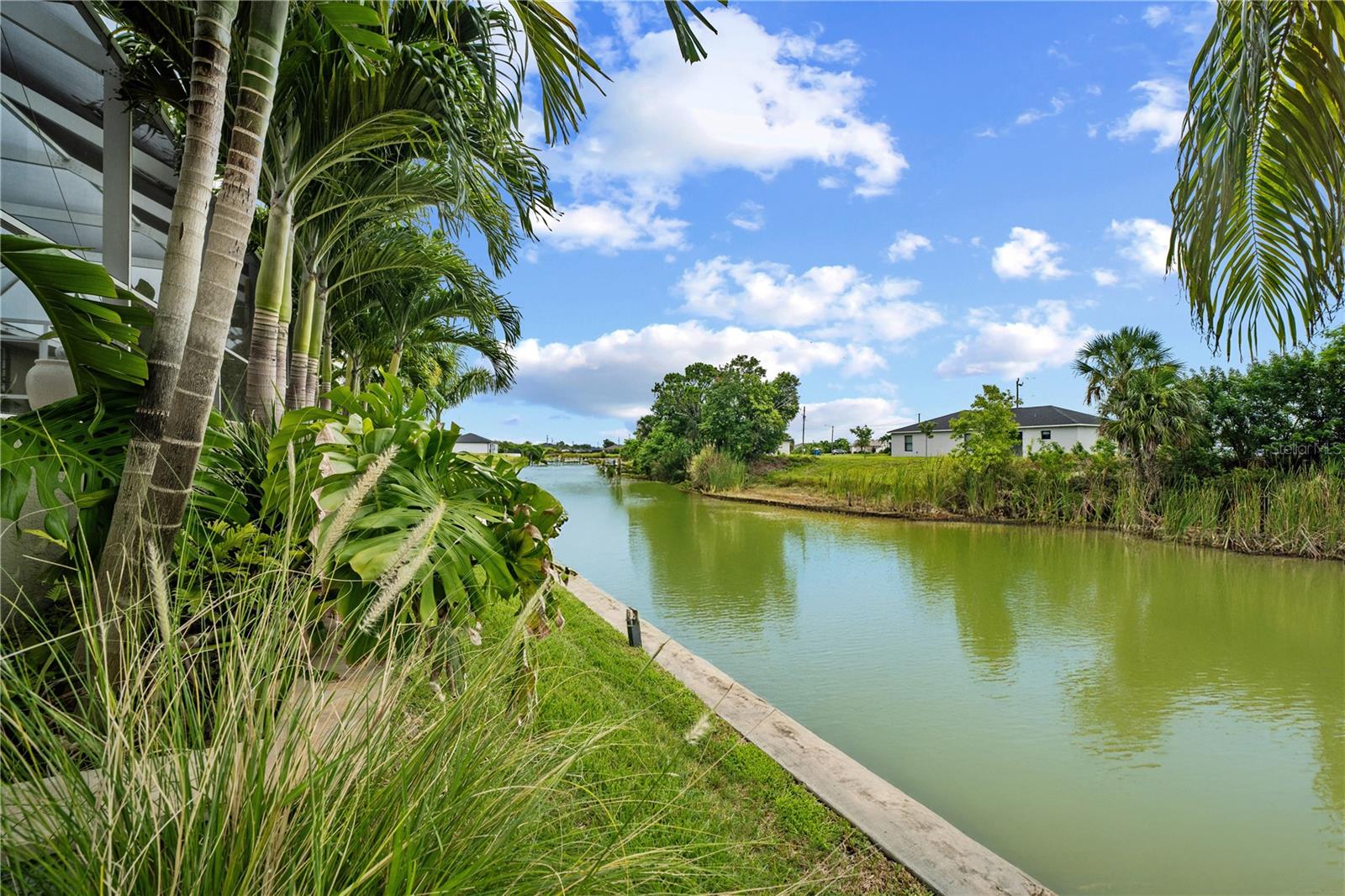 441 5th, Cape Coral, FL 33909