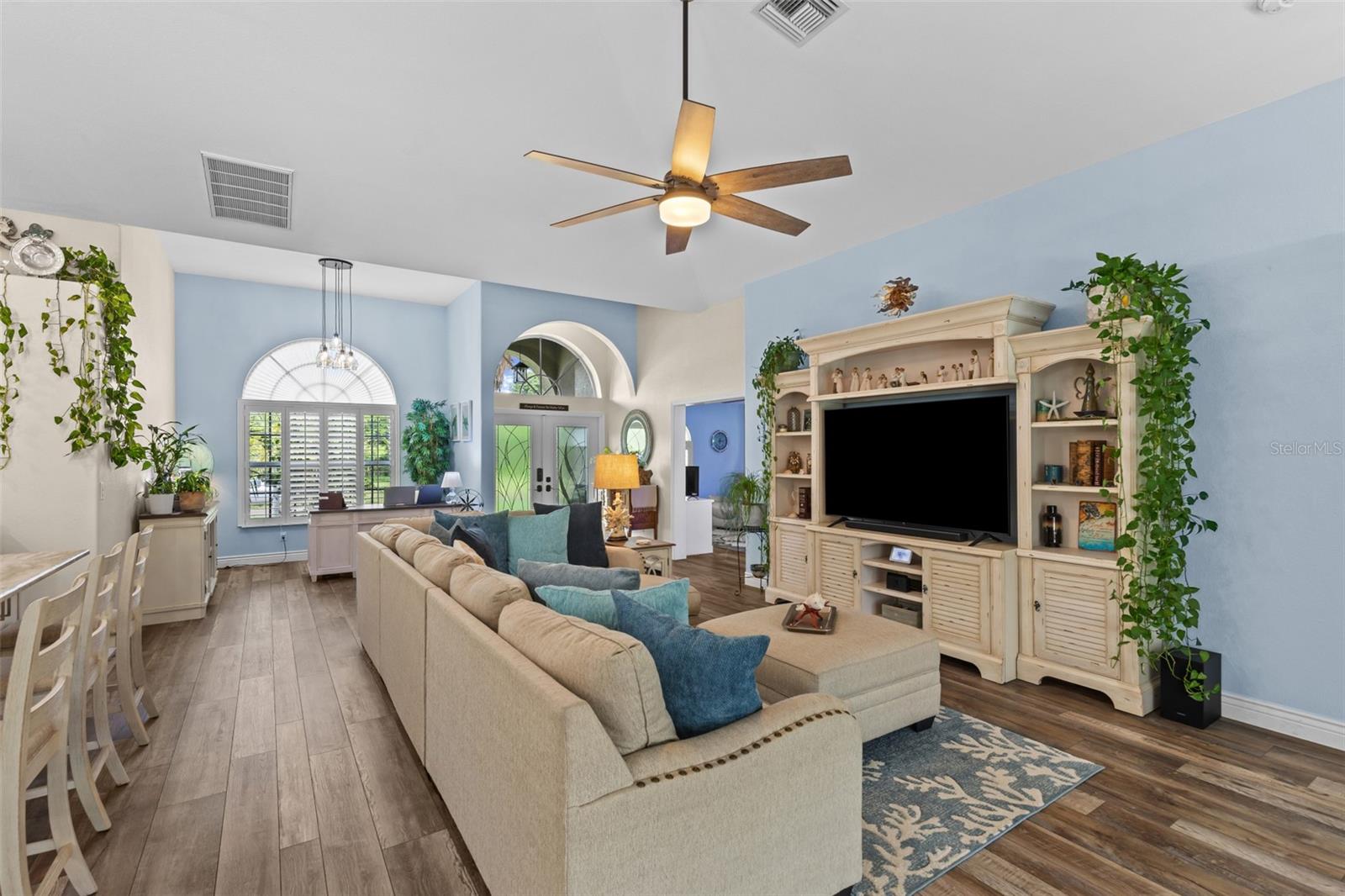 441 5th, Cape Coral, FL 33909