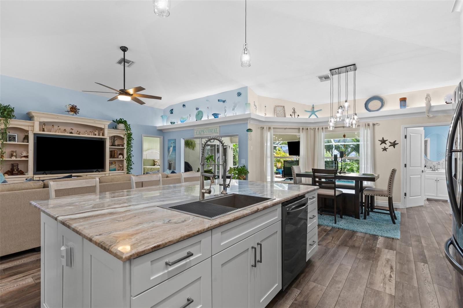 441 5th, Cape Coral, FL 33909