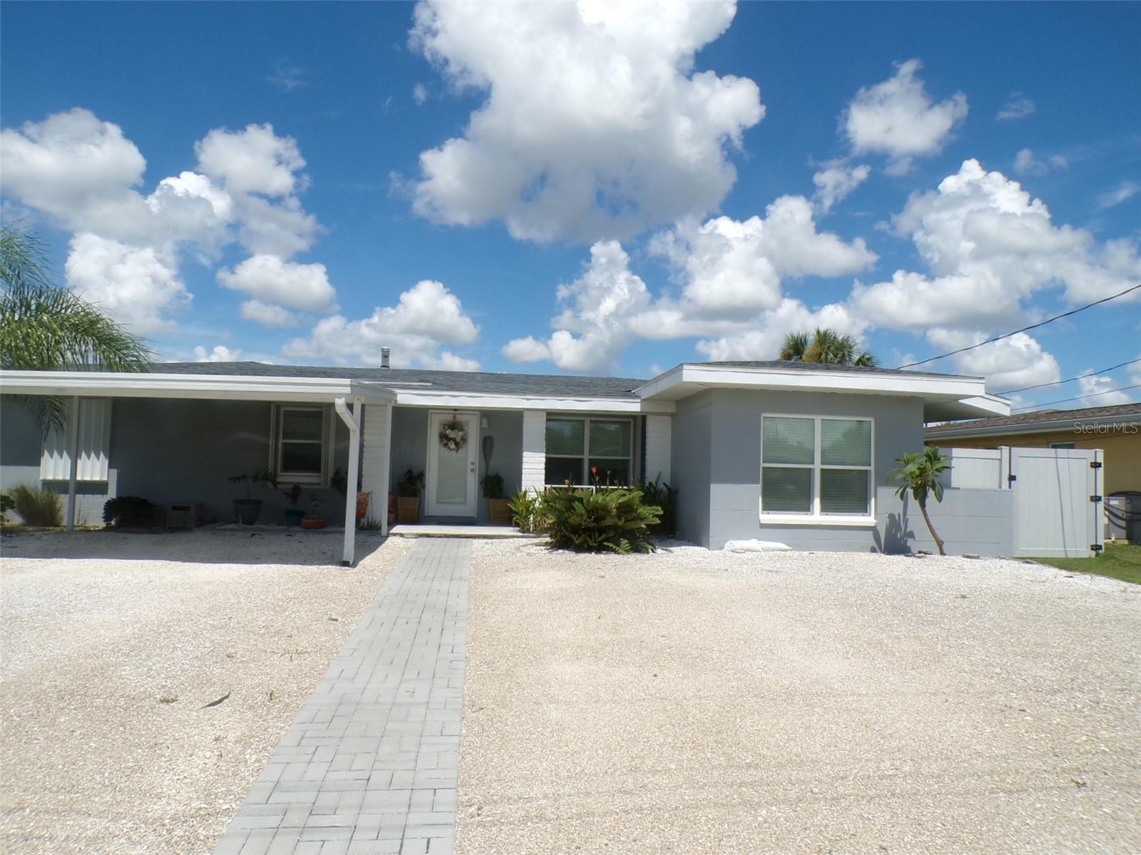 861 Conreid, Port Charlotte, FL 33952