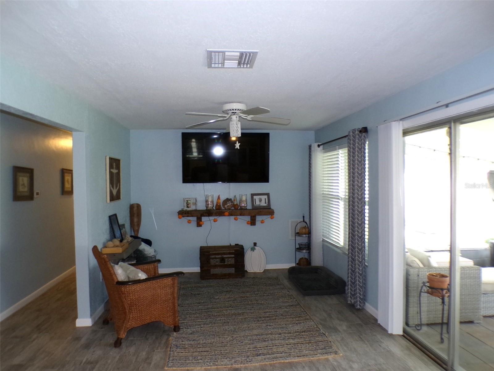 861 Conreid, Port Charlotte, FL 33952