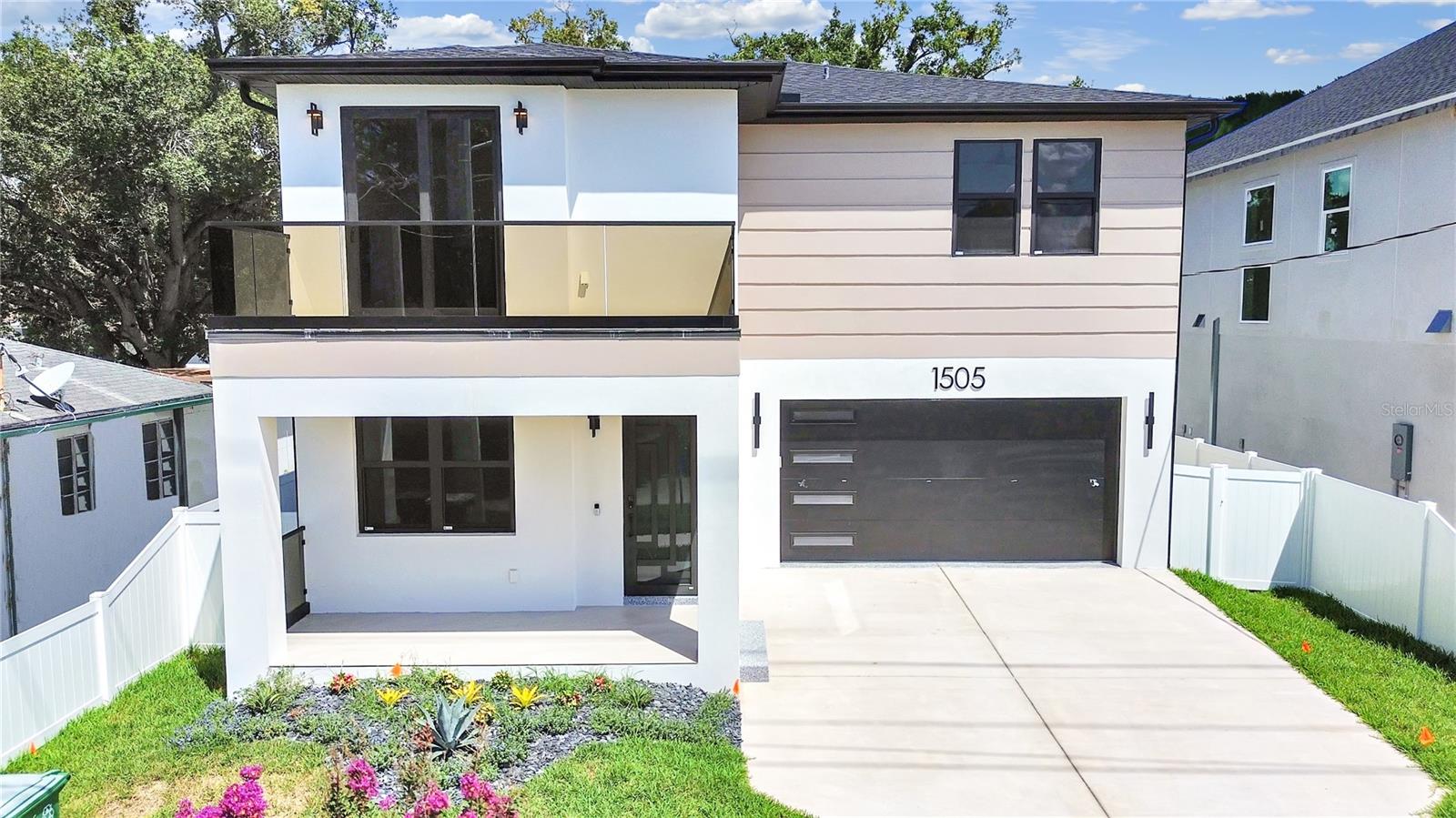 1505 Grace, Tampa, FL 33607