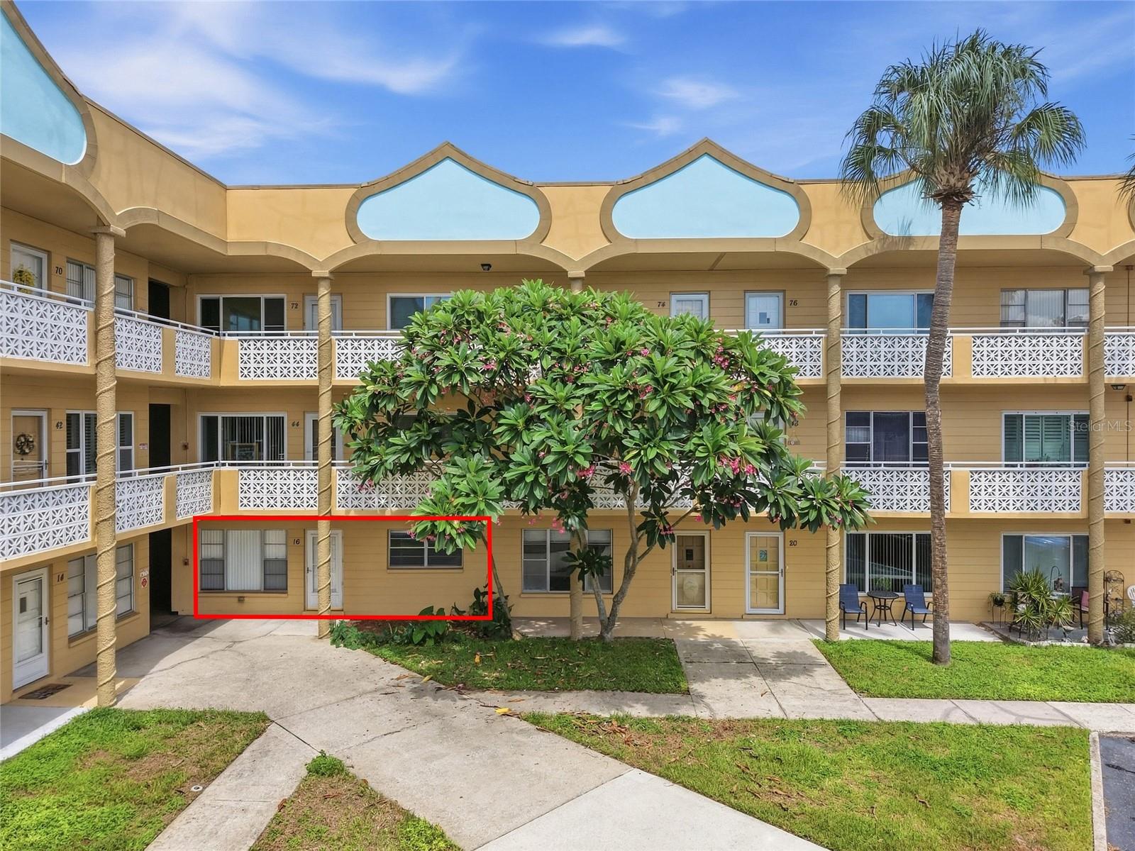2466 Ecuadorian Unit 16, Clearwater, FL 33763