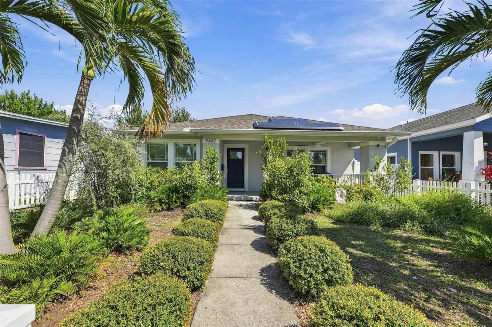 2447 4th, St Petersburg, FL 33712