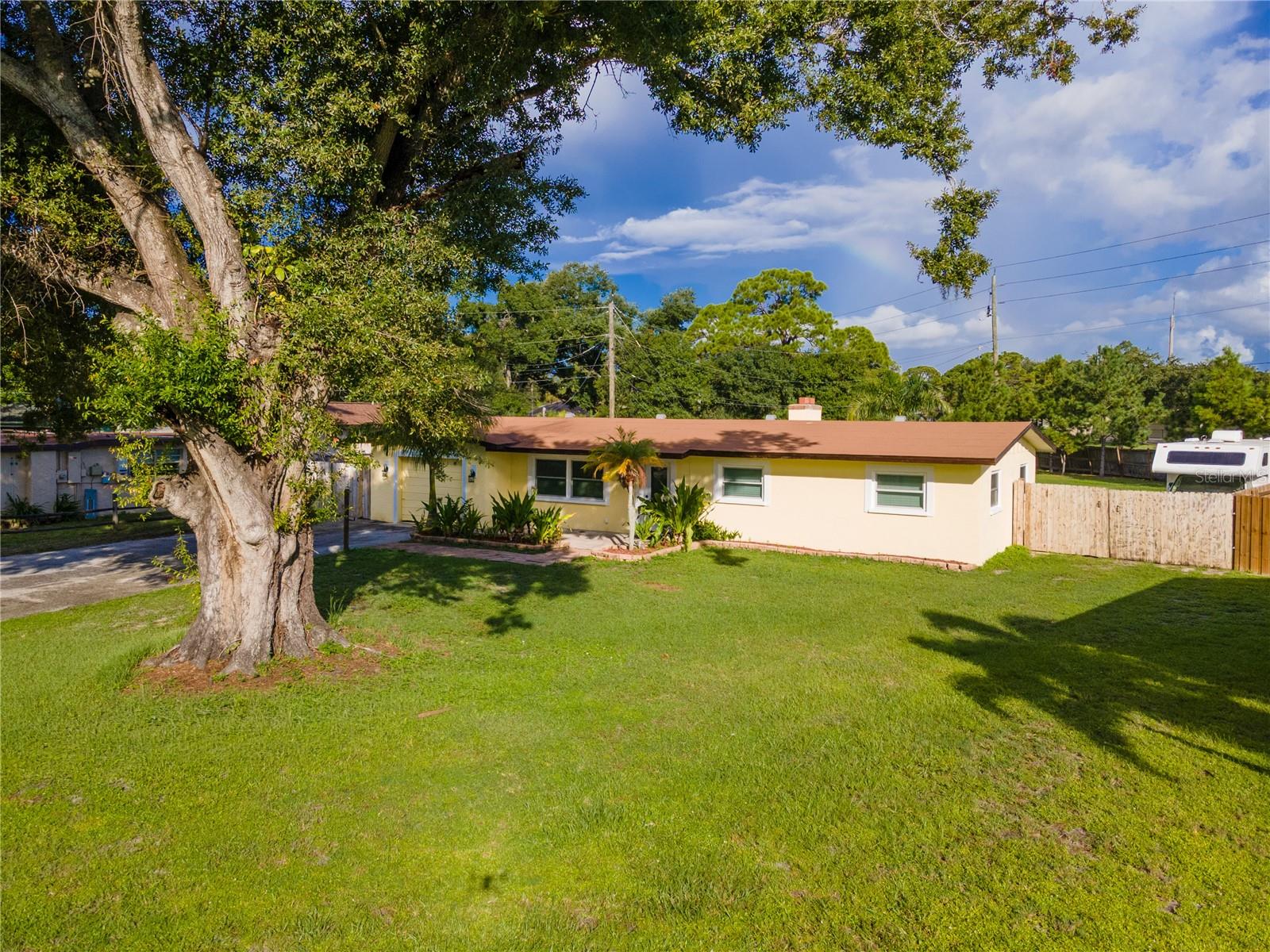 1126 Carmella, Sarasota, FL 34243