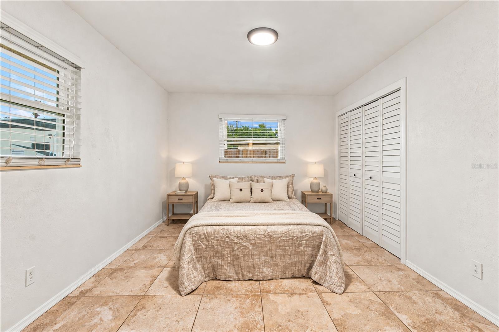 1126 Carmella, Sarasota, FL 34243