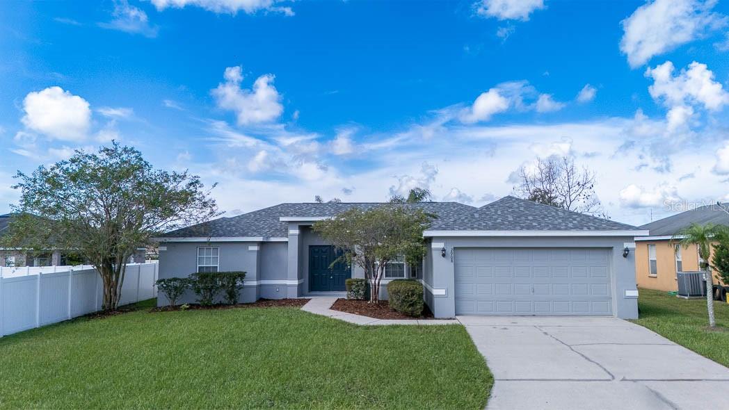 2908 Coach Lamp, Mulberry, FL 33860