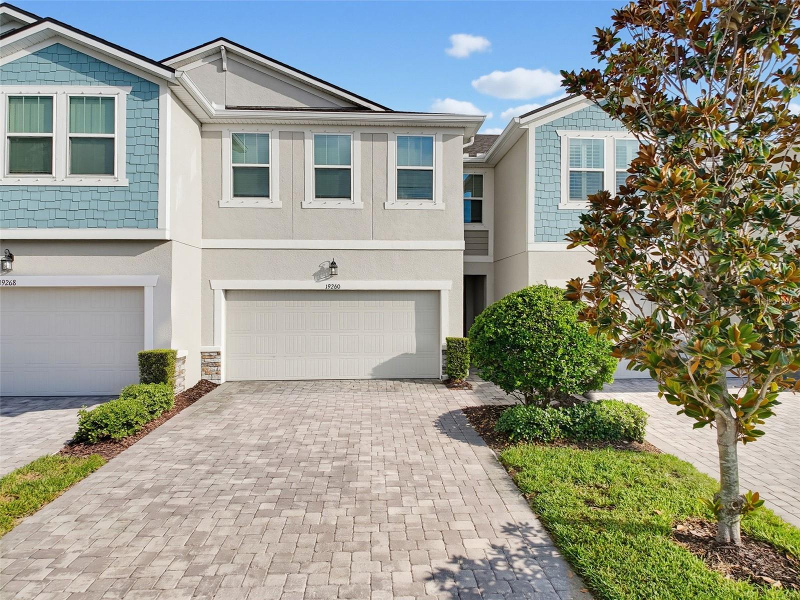19260 Blue Pond, Lutz, FL 33558