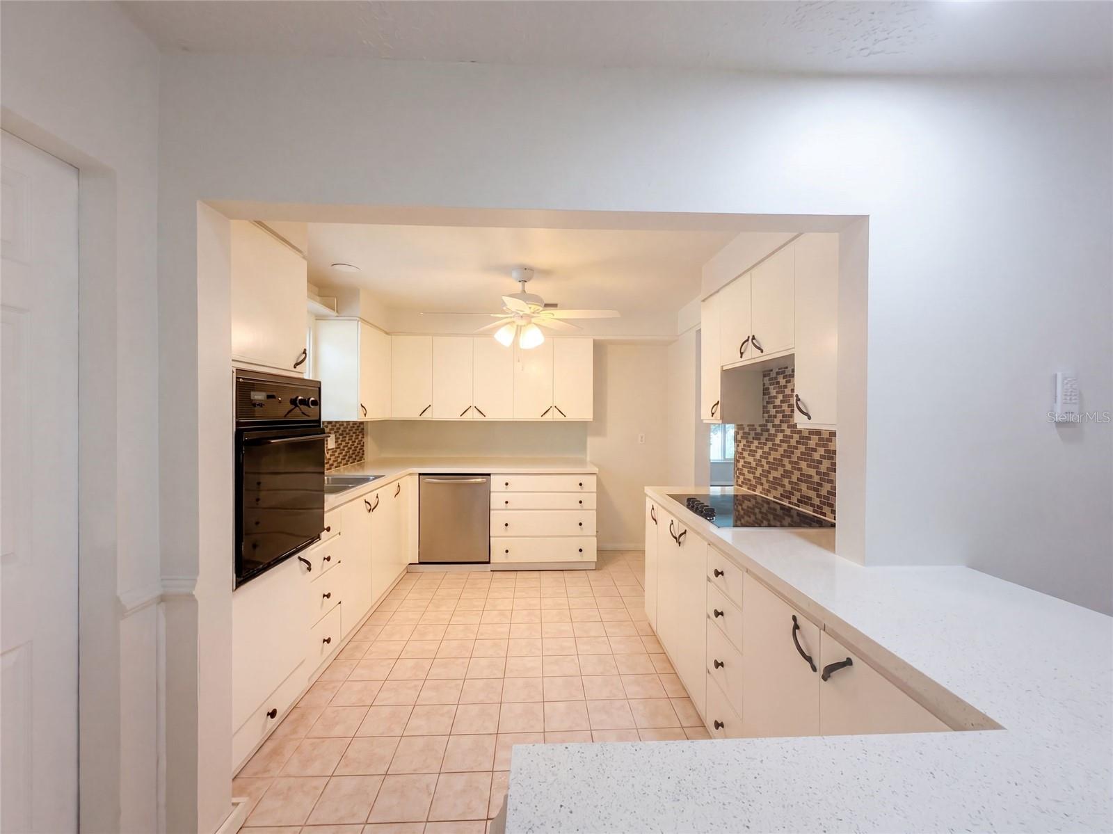 3010 Hatton, Sarasota, FL 34237