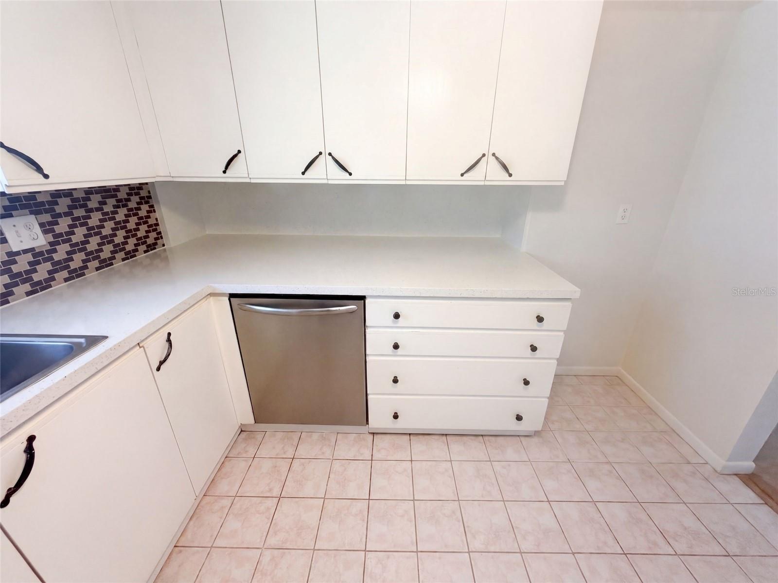 3010 Hatton, Sarasota, FL 34237