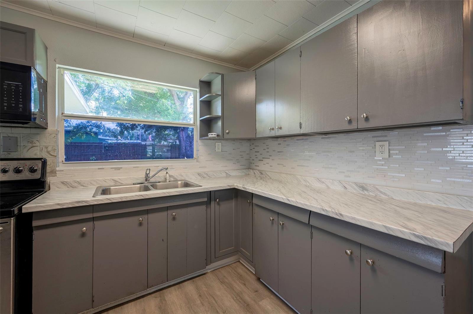 5136 Studio, Zephyrhills, FL 33542