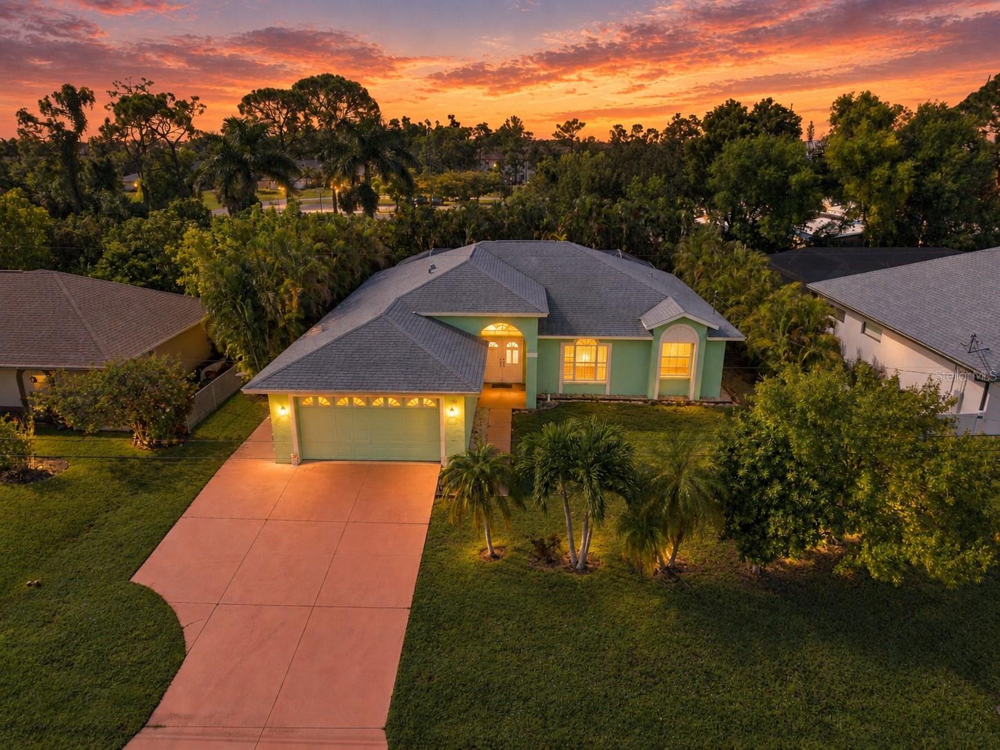 114 8th, Cape Coral, FL 33990