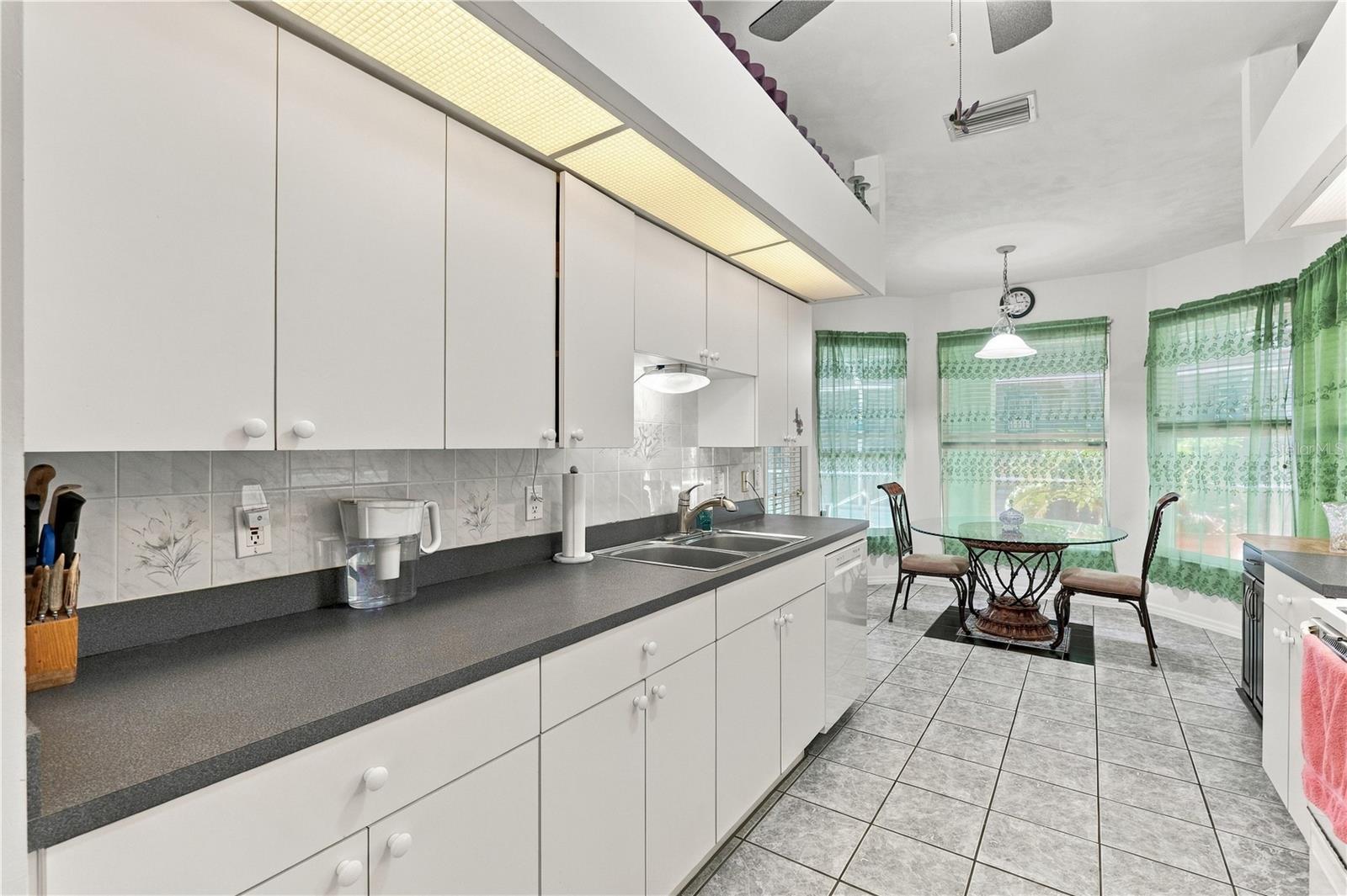 114 8th, Cape Coral, FL 33990