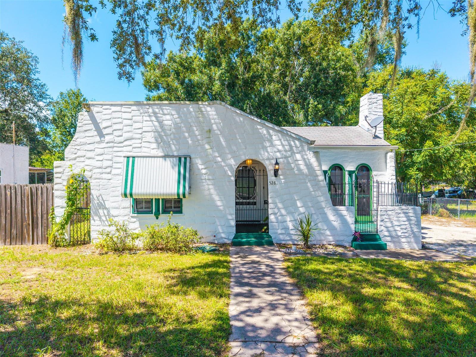 528 8th, Lake Wales, FL 33853