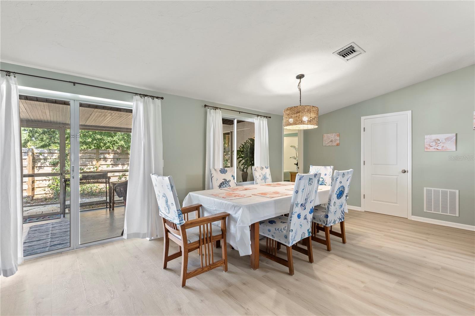 7780 Wright, Sarasota, FL 34231