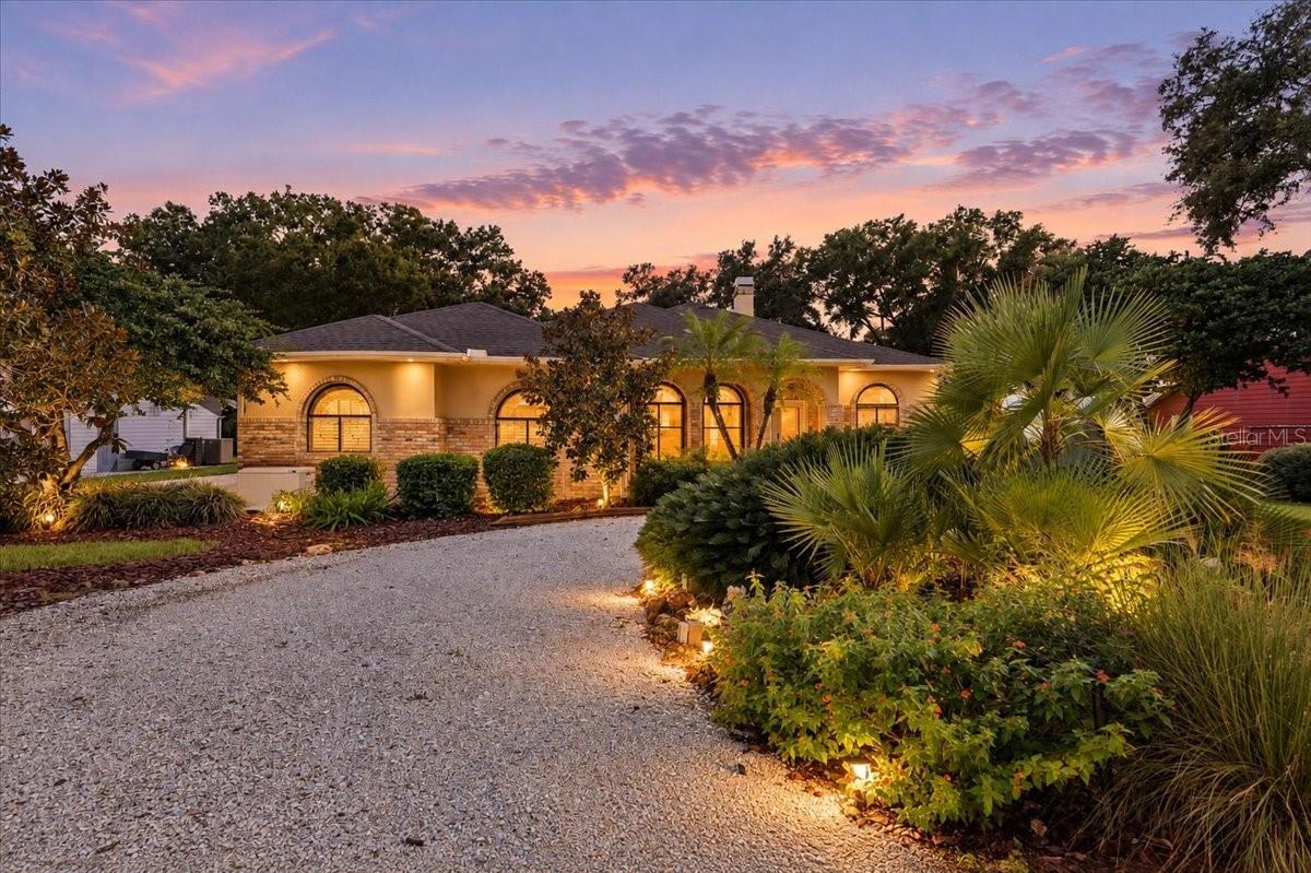 557 Sutton, Auburndale, FL 33823