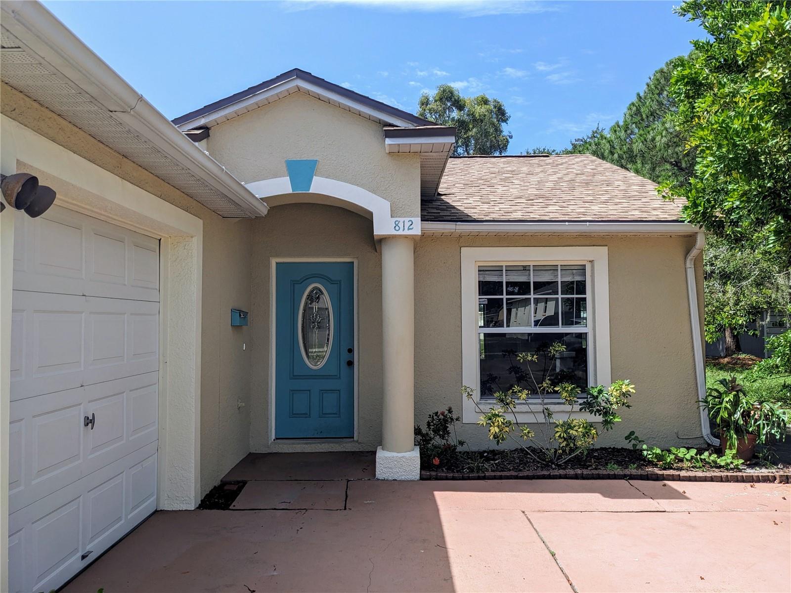 812 37th, St Petersburg, FL 33705