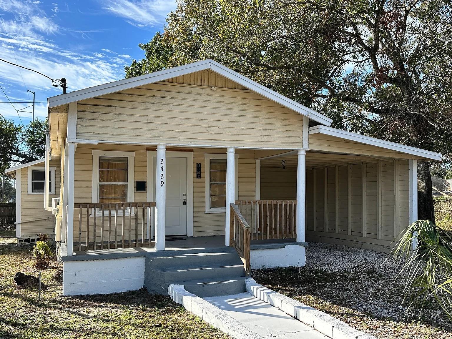 2429 20th, Tampa, FL 33605