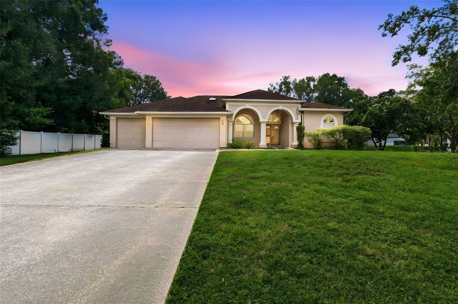 22420 Shoreside, Land O Lakes, FL 34639