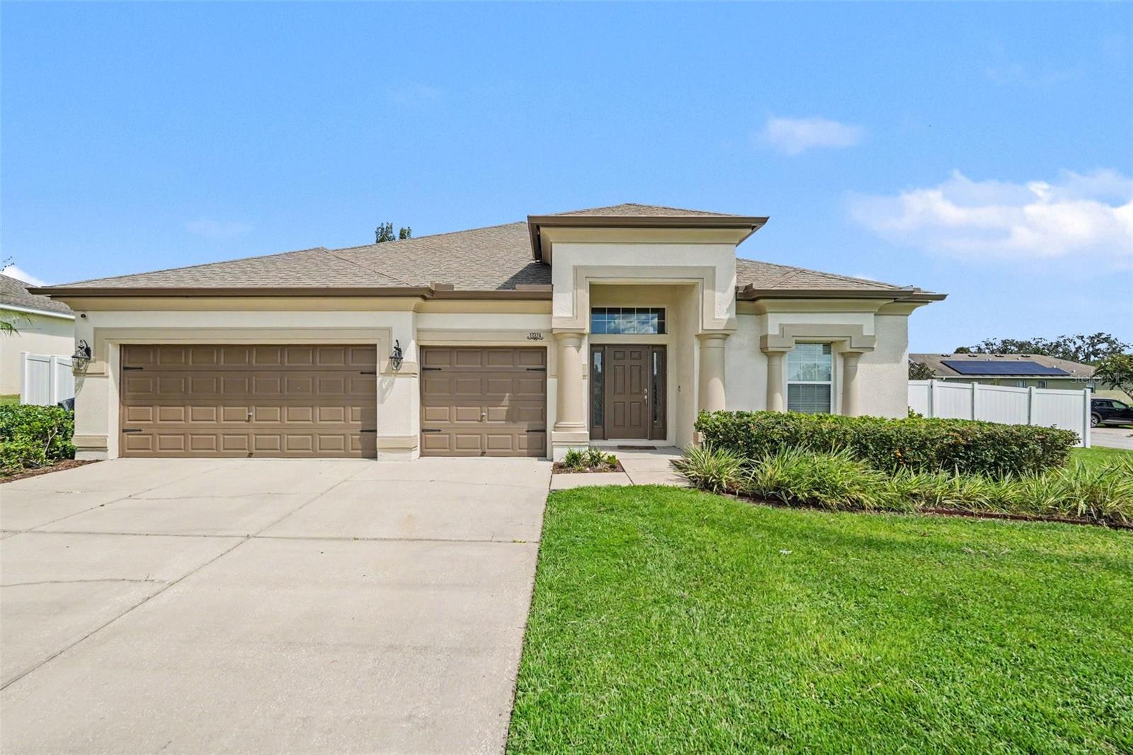 12324 Loopback, San Antonio, FL 33576