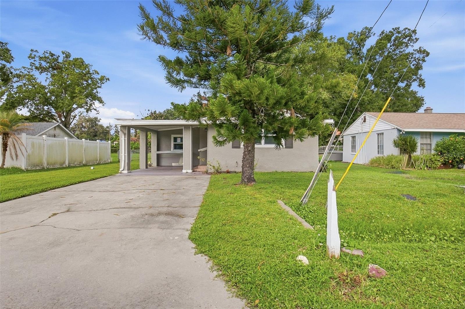 6804 Willow, Tampa, FL 33604