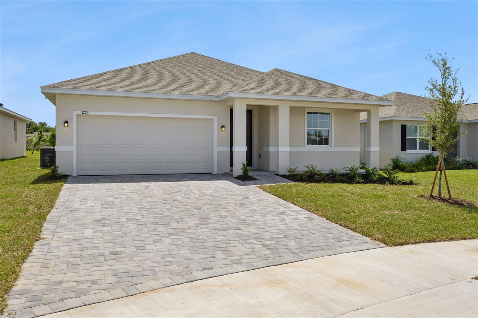 3776 Watercliff, Grand Island, FL 32735