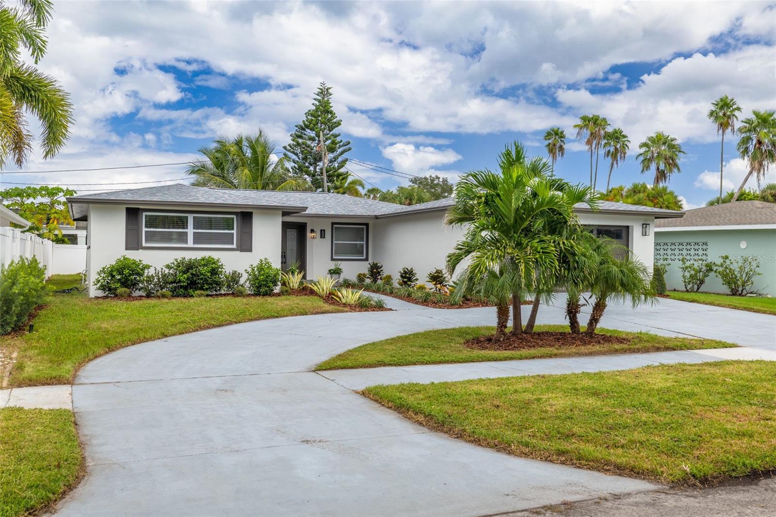 60 Kipling, Clearwater Beach, FL 33767