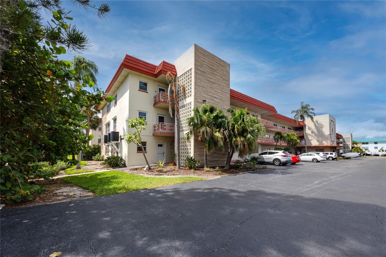 5840 30th Unit 201, Gulfport, FL 33707
