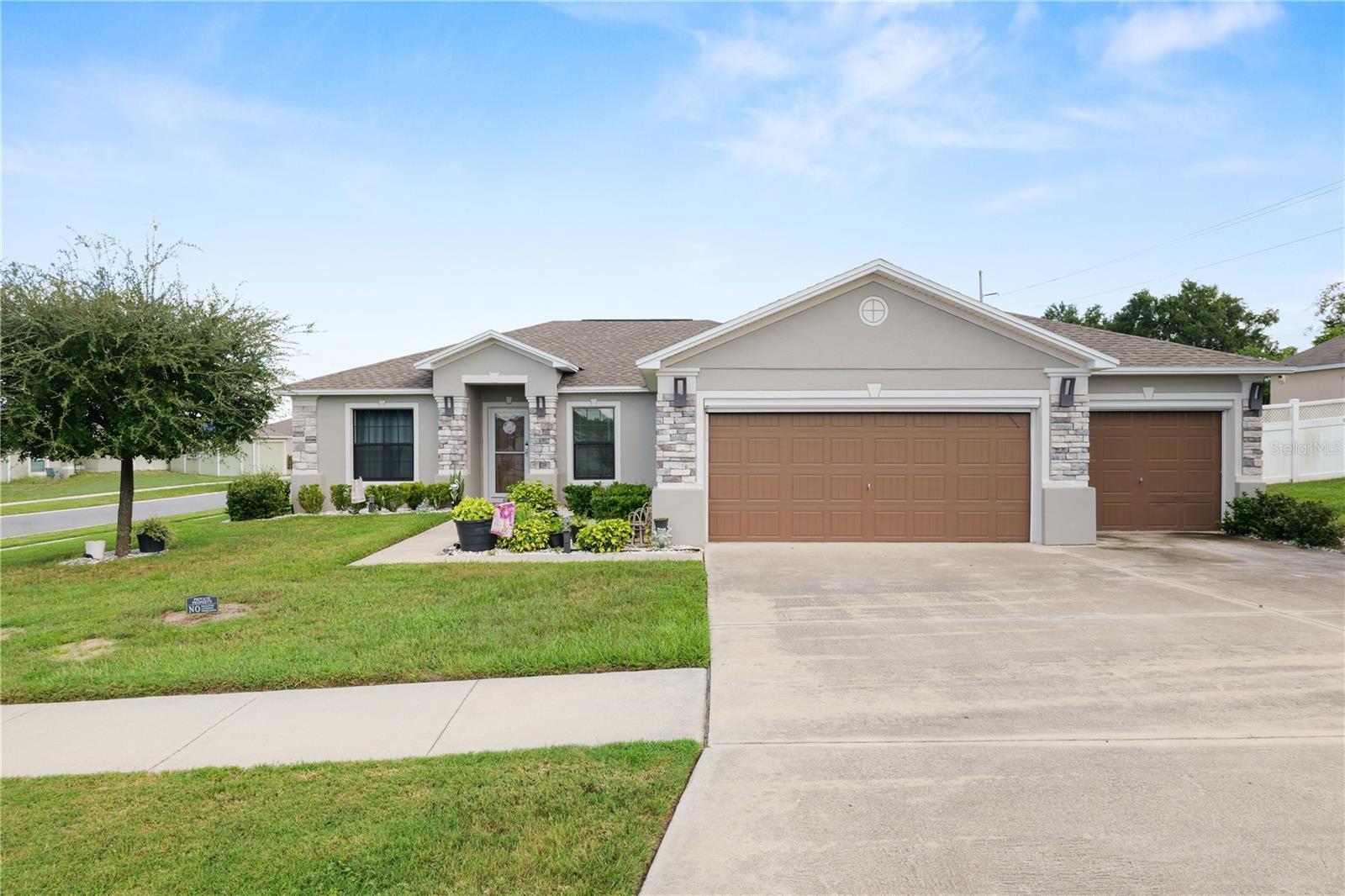 215 Chicago, Haines City, FL 33844