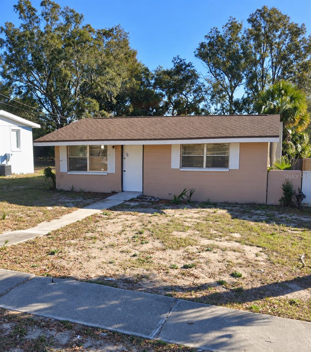 615 North, Tarpon Springs, FL 34689