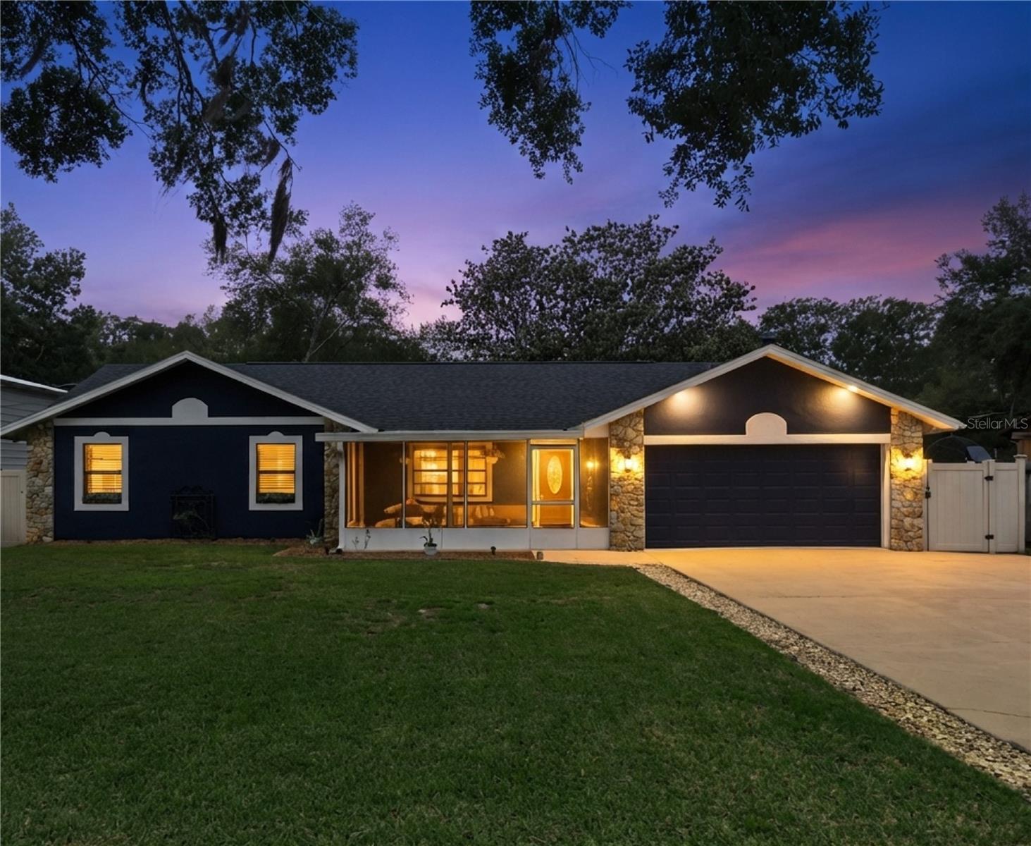 27627 Lois, Tavares, FL 32778