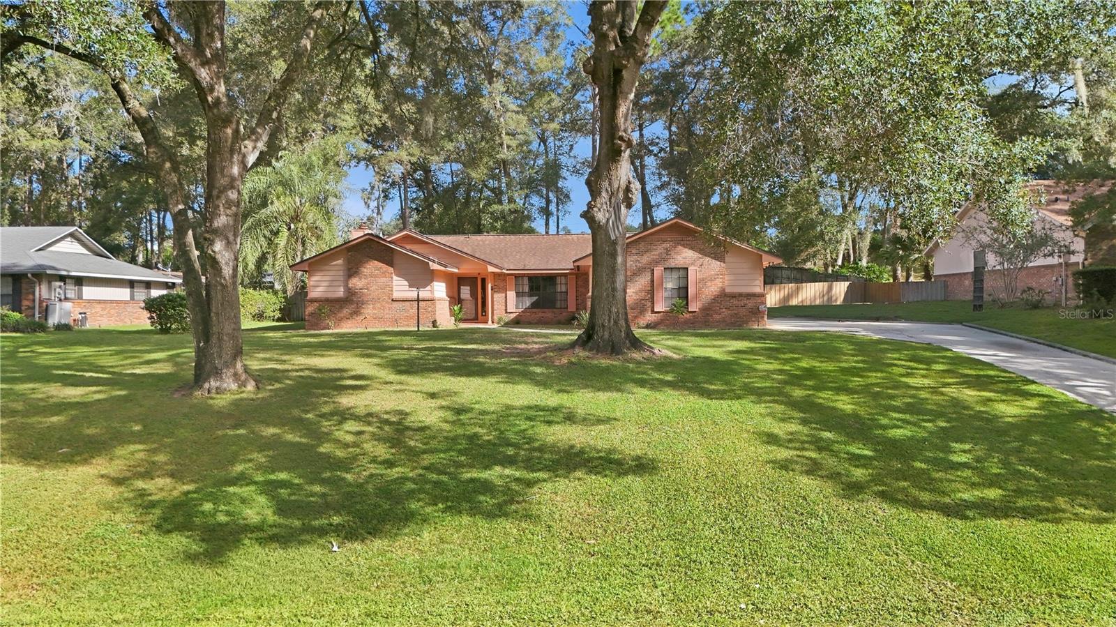 769 Torchwood, Deland, FL 32724