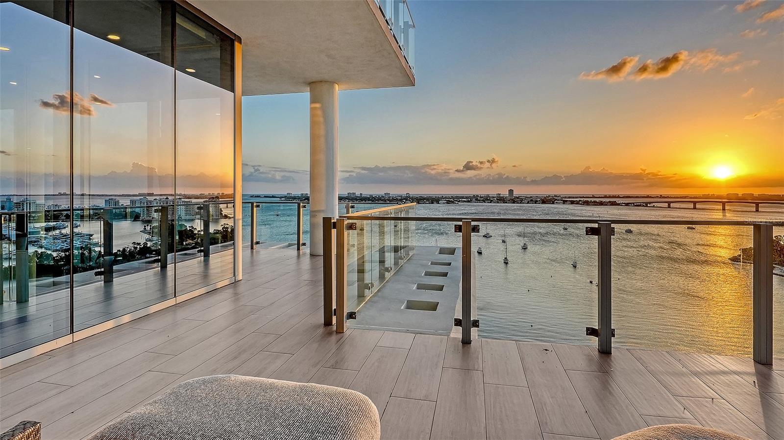 605 Gulfstream Unit 13, Sarasota, FL 34236