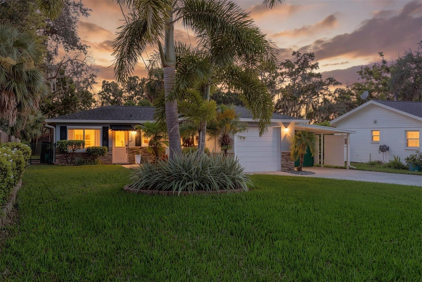 6030 Oak Ridge, New Port Richey, FL 34653