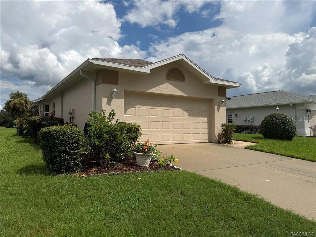 1802 Shanelle, Lecanto, FL 34461