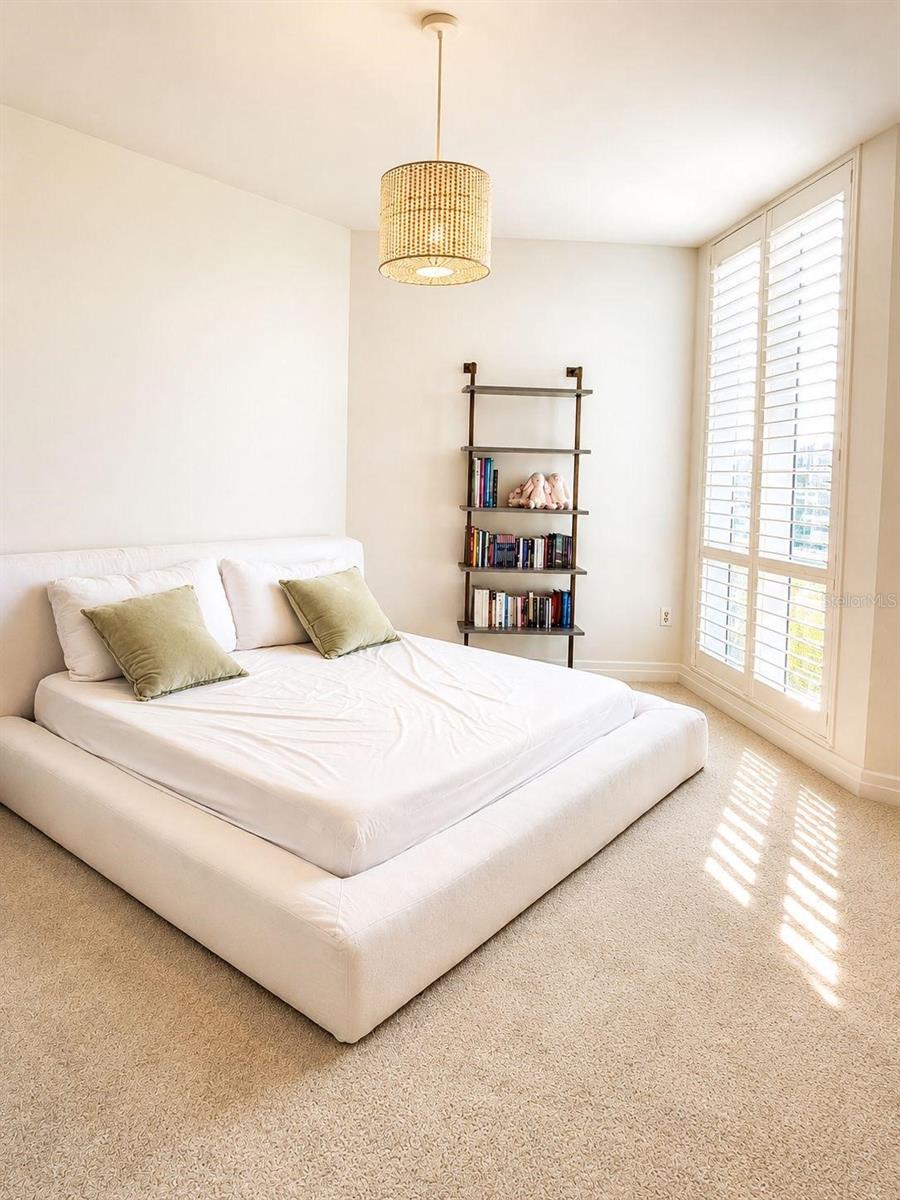 331 Cleveland Unit 303, Clearwater, FL 33755
