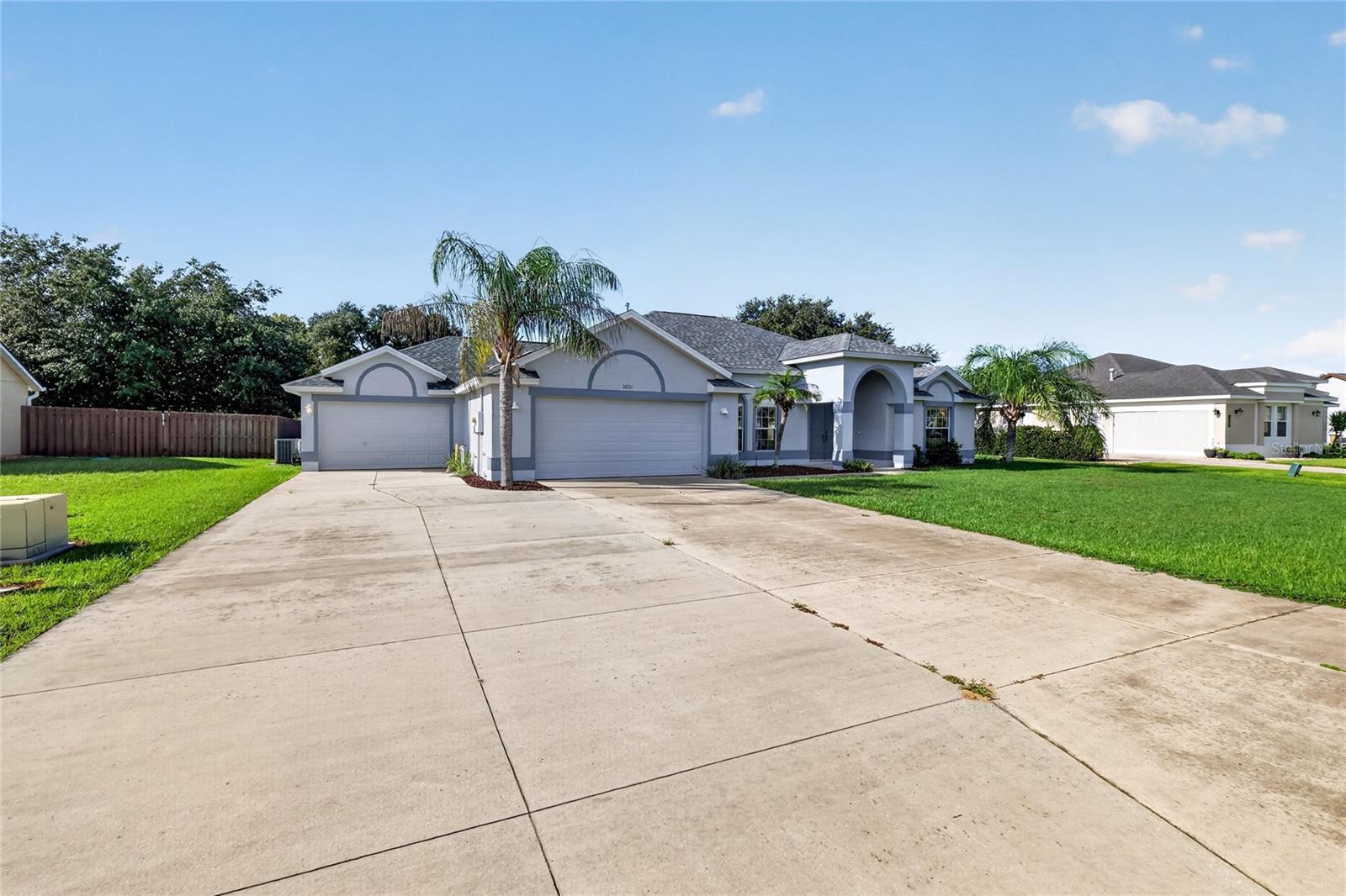 36731 Tropical Wind, Grand Island, FL 32735