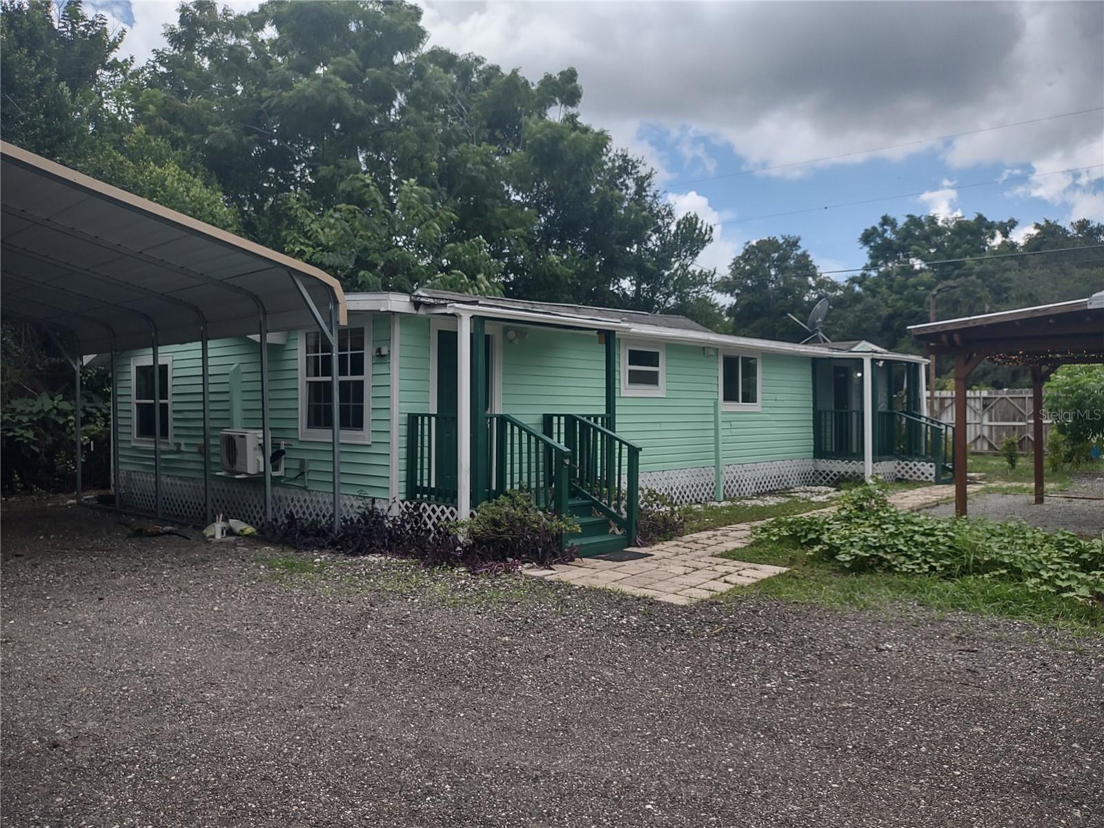 901 Hibiscus, Tavares, FL 32778