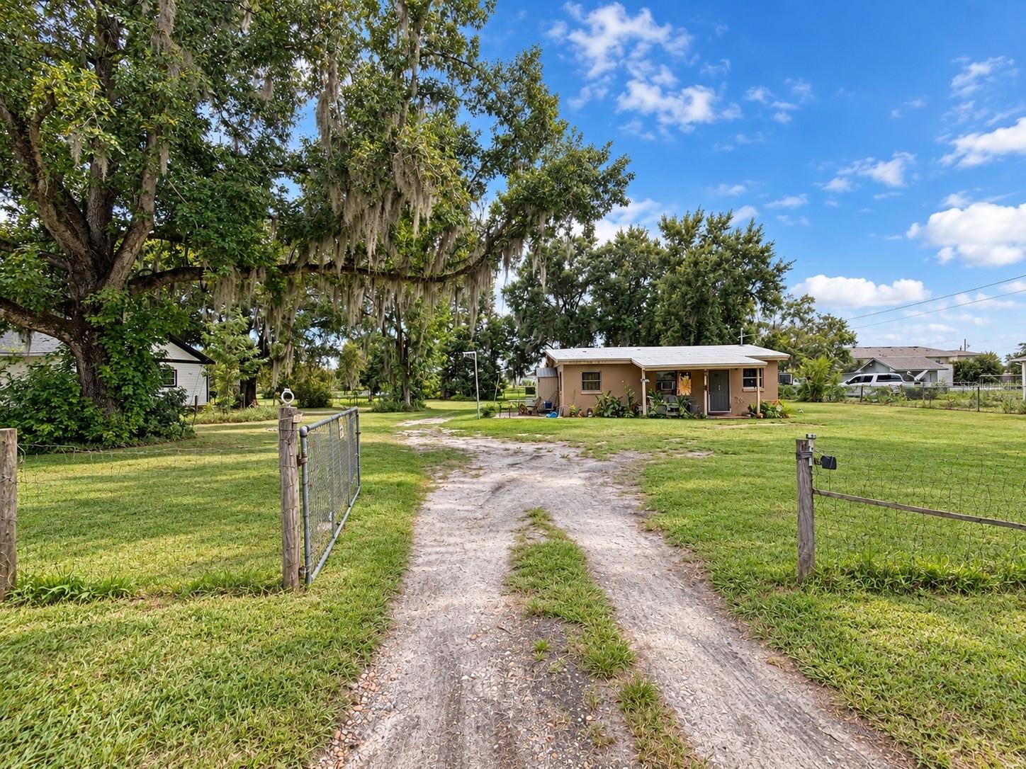 1800 Crawford, St Cloud, FL 34769