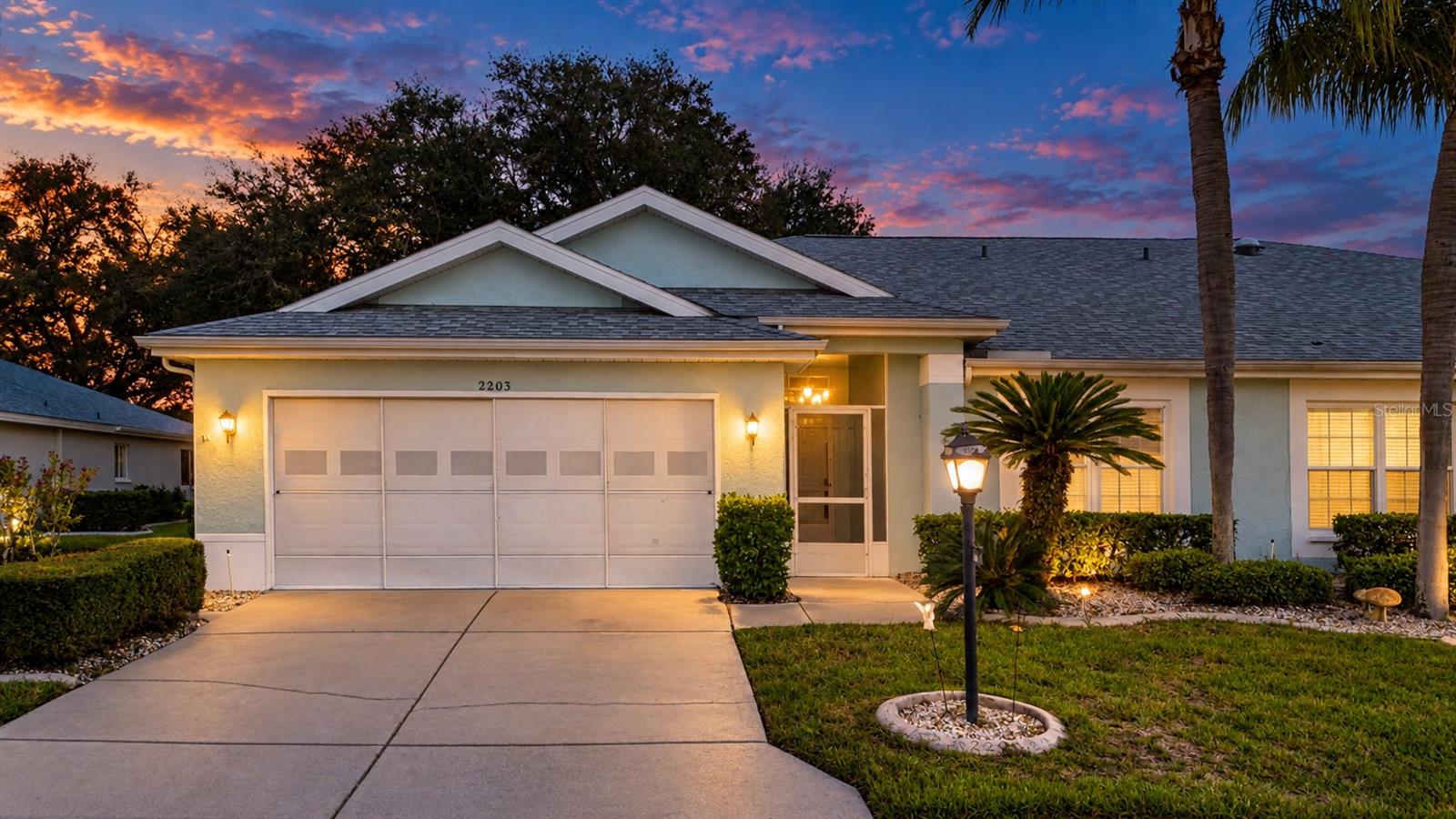 2203 Mayfield Oaks, Sun City Center, FL 33573