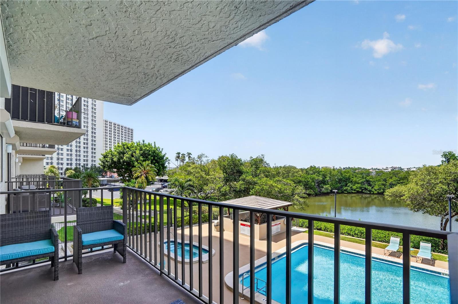 7050 Sunset Unit 211, South Pasadena, FL 33707