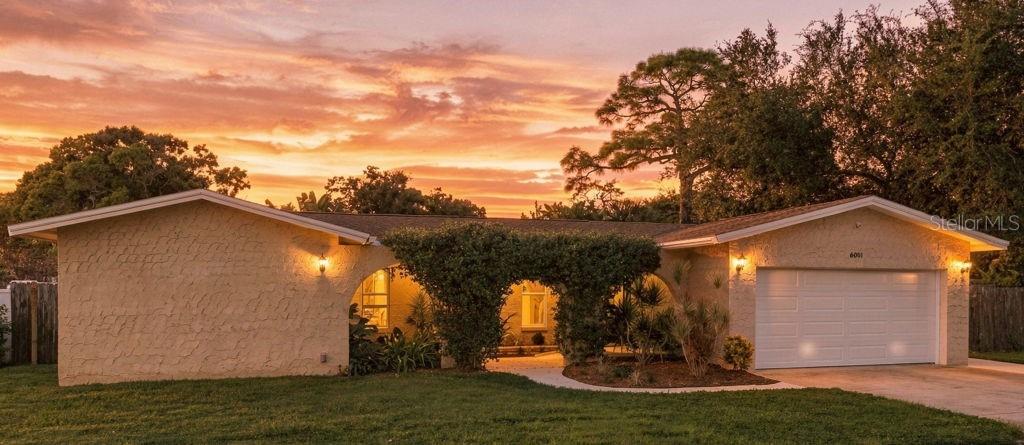 6001 28th, St Petersburg, FL 33712