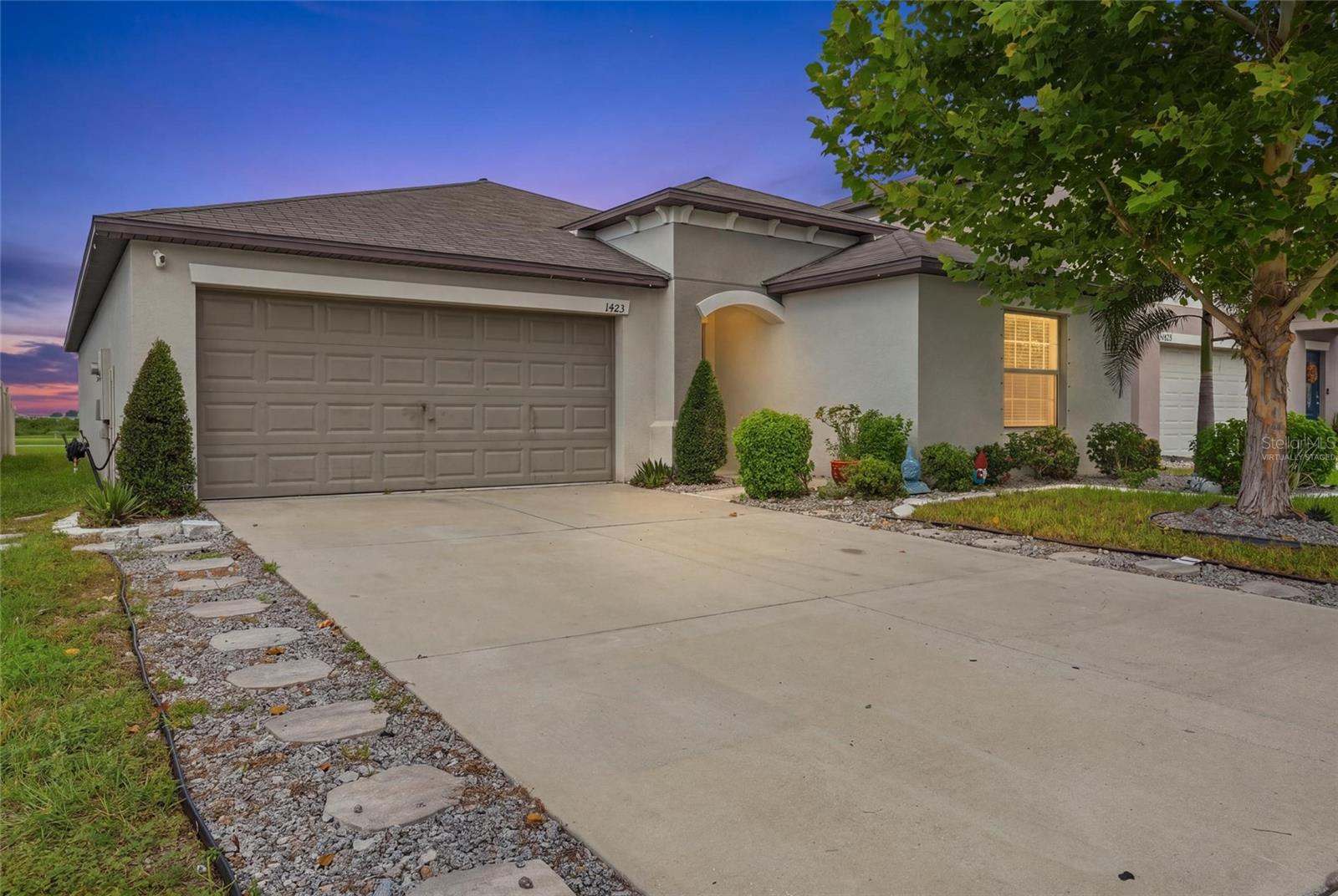 1423 Golden Glow, Ruskin, FL 33570