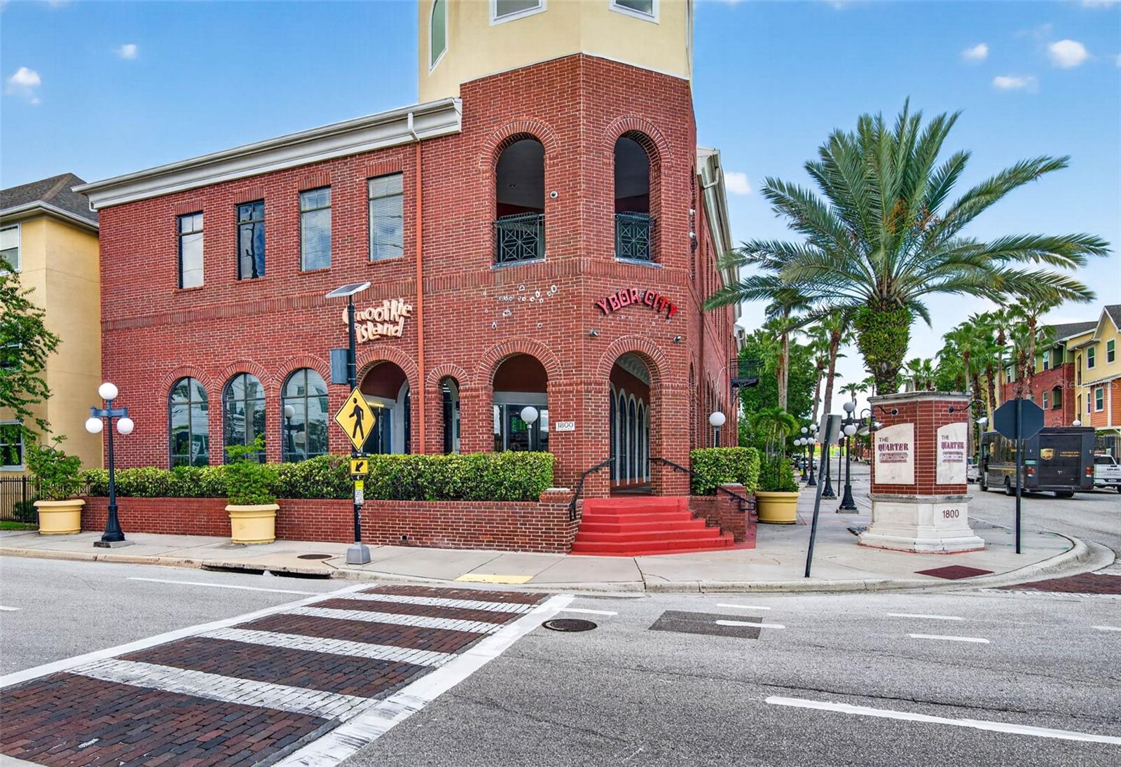 2010 Palm Unit 15211, Tampa, FL 33605